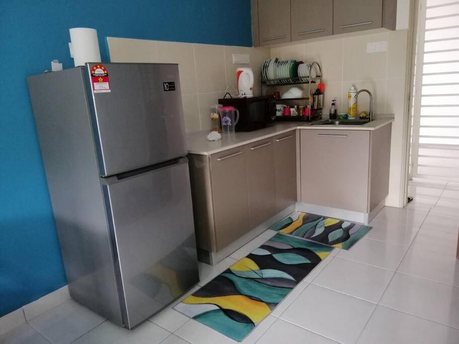 H&H Lovely Homestay In Nilai Exterior foto